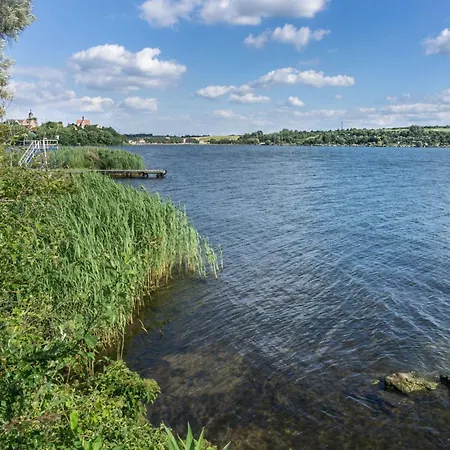 In Mit Moeblierter Terrasse By Interhome 別荘 *